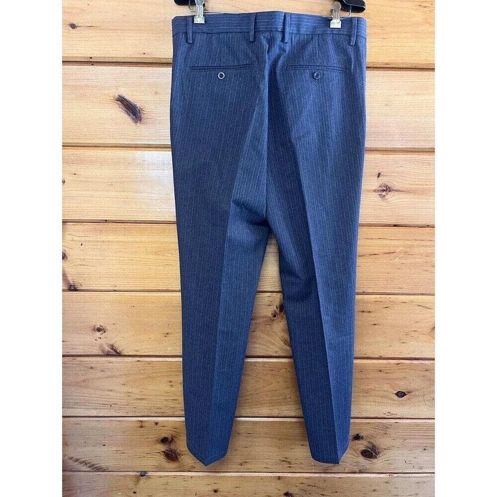 EUC Dockers Signiture Straight Fit Flat Front Gray Pin Stripe Khaki's 34X32